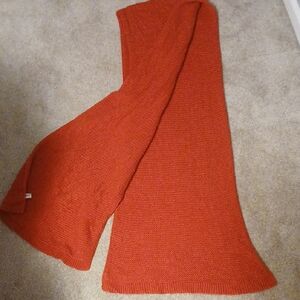 AKIRA Red Knit Scarf